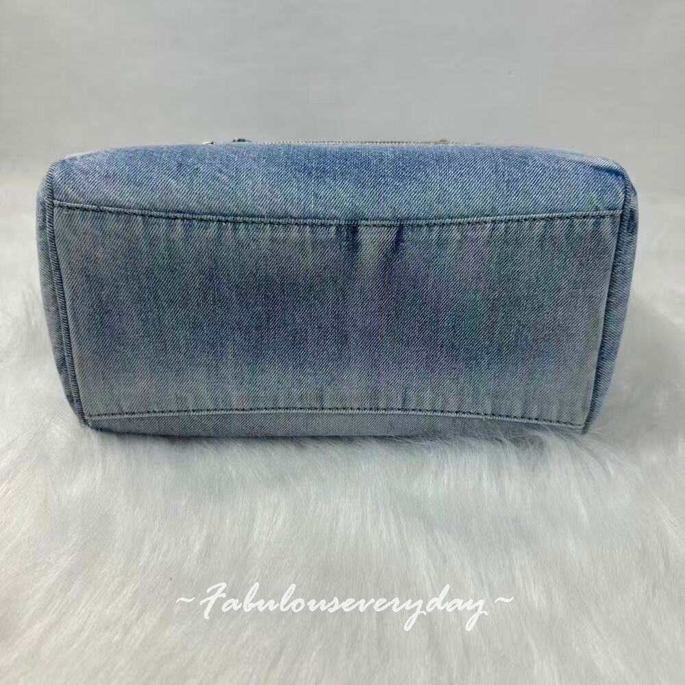 Coach Rowan Satchel Bag Crossbody In Loved Denim With Charms/Gold/Indigo CDY74 - Picture 7 of 9